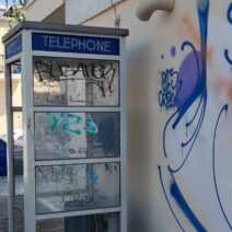 Πάτρα: Ξεχασμένος ιστορικός τηλεφωνικός θάλαμος προς διάσωση ΦΩΤΟ