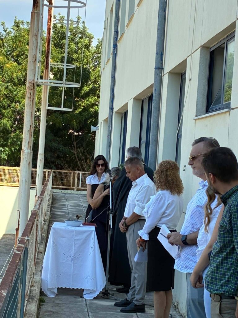 Αγιασμός στην ΕΠΑΣ Δ.ΥΠ.Α. Μαθητείας Πάτρας ΦΩΤΟ