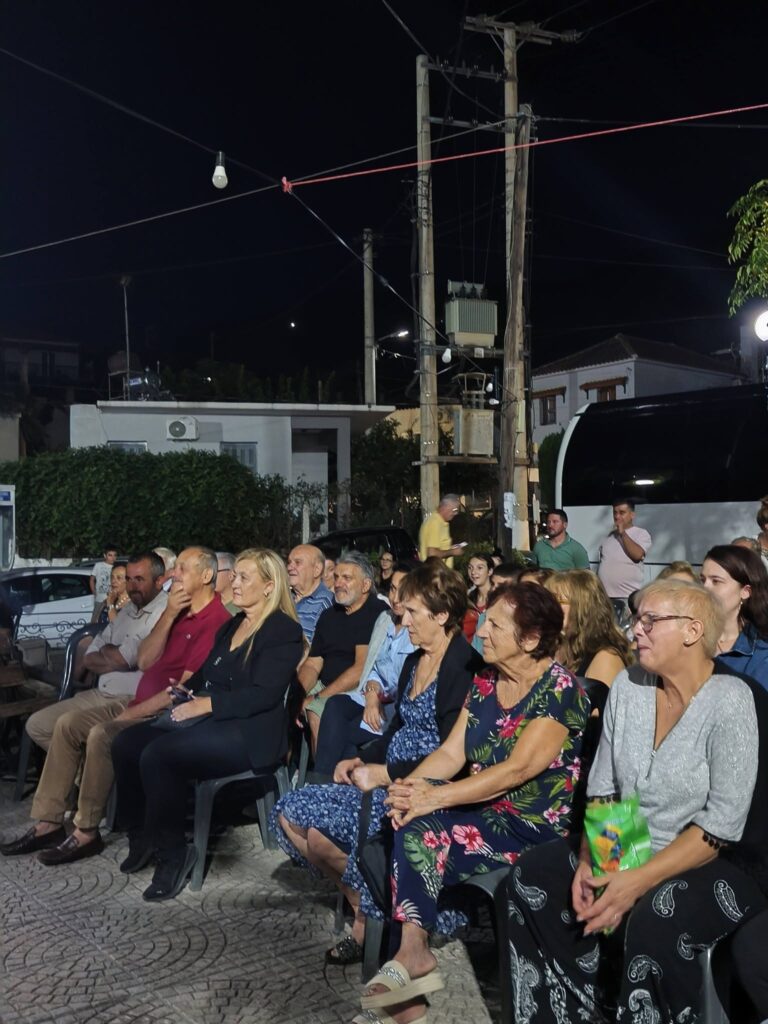Μουσική και θέατρο από τους «Ταξιδευτές της Πρόζας» στη Μιτόπολη ΦΩΤΟ