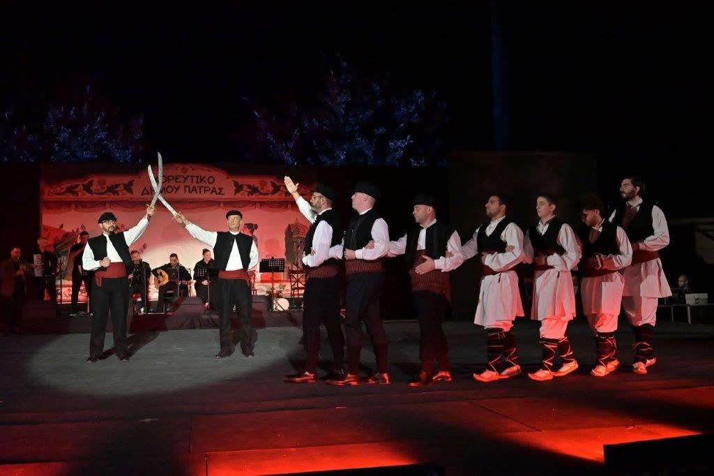 «Χνάρια μνήμης και χορού» στο Διεθνές Φεστιβάλ Πάτρας ΦΩΤΟ