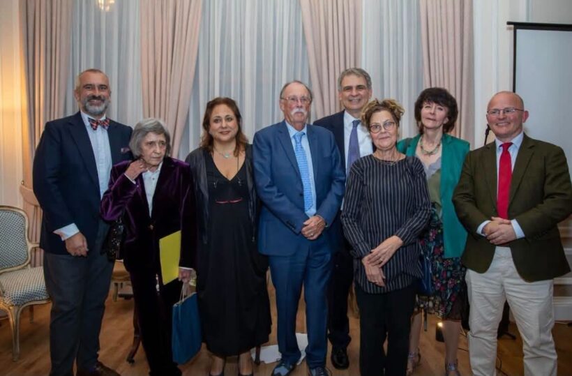 Εκδήλωση για τον Σεφέρη στο Λονδίνο παρουσία του Πανεπιστημίου Πατρών ΦΩΤΟ 4 Γιόγκος Σεπέρης σε εκδήλωση στο Λονδίνο, διοργανωμένη από το Πανεπ…