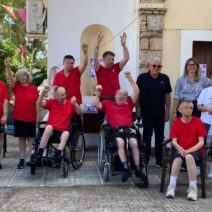 Γιορτή στο Παράρτημα Αποκατάστασης και Αποθεραπείας «Κλεομένους Οικονόμου Ιατρού» στο Αίγιο ΦΩΤΟ 1 Γιορτή στο Παράρτημα Αποκατάστασης και Αποθεραπείας «Κλεομένους Οικονόμου Ιατρού» στο Αίγιο ΦΩΤΟ