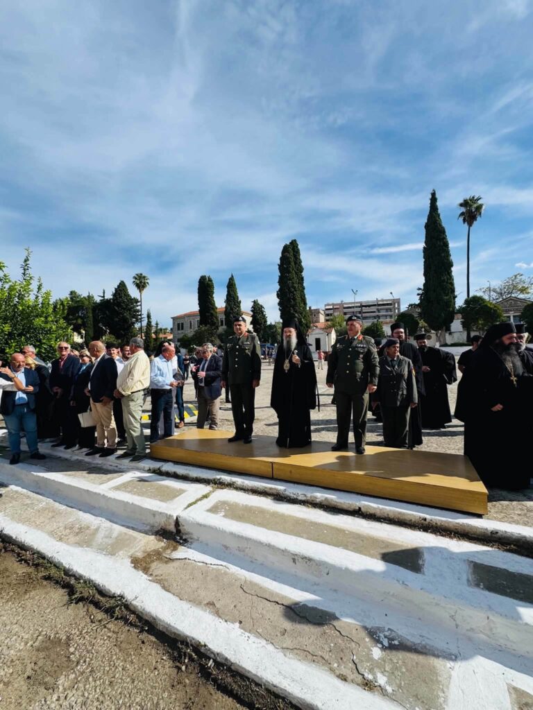 Ο Μητροπολίτης Χρυσόστομος στην ορκωμοσία οπλιτών στο Κ.Ε.Ν Πατρών ΦΩΤΟ