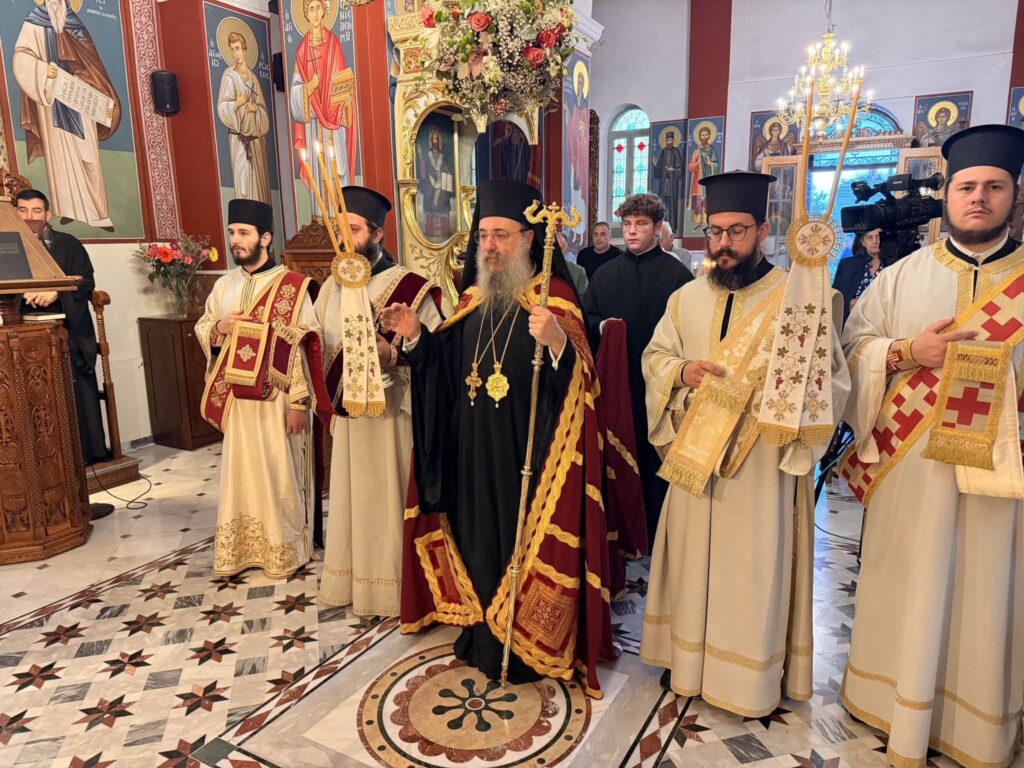 Εορτασμός στον ιστορικό ναό Αγίου Ιωάννου του Θεολόγου στο Μητροπολιτικό Μέγαρο Πάτρας ΦΩΤΟ