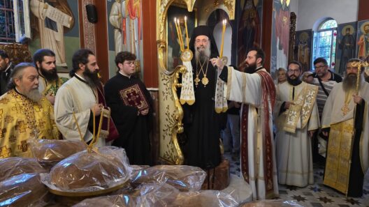 Εορτασμός στον ιστορικό ναό Αγίου Ιωάννου του Θεολόγου στο Μητροπολιτικό Μέγαρο Πάτρας ΦΩΤΟ