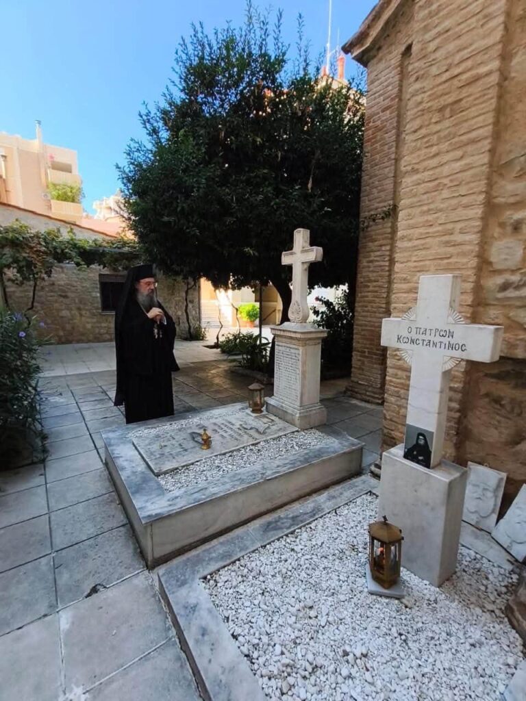 Εορτασμός στον ιστορικό ναό Αγίου Ιωάννου του Θεολόγου στο Μητροπολιτικό Μέγαρο Πάτρας ΦΩΤΟ