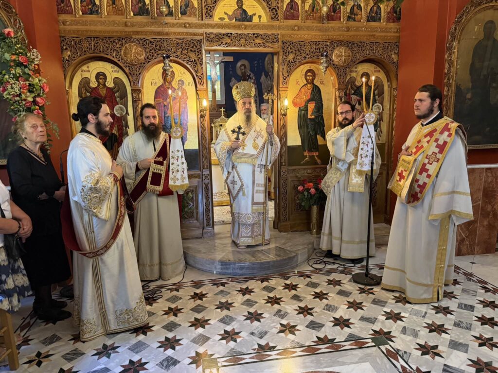 Εορτασμός στον ιστορικό ναό Αγίου Ιωάννου του Θεολόγου στο Μητροπολιτικό Μέγαρο Πάτρας ΦΩΤΟ
