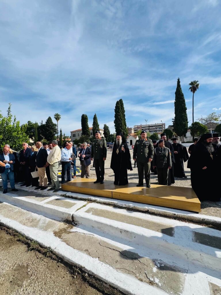 Ο Μητροπολίτης Χρυσόστομος στην ορκωμοσία οπλιτών στο Κ.Ε.Ν Πατρών ΦΩΤΟ