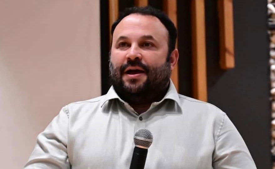 «Η Ελλάδα απέναντι στα προσωπικά διλλήματα»