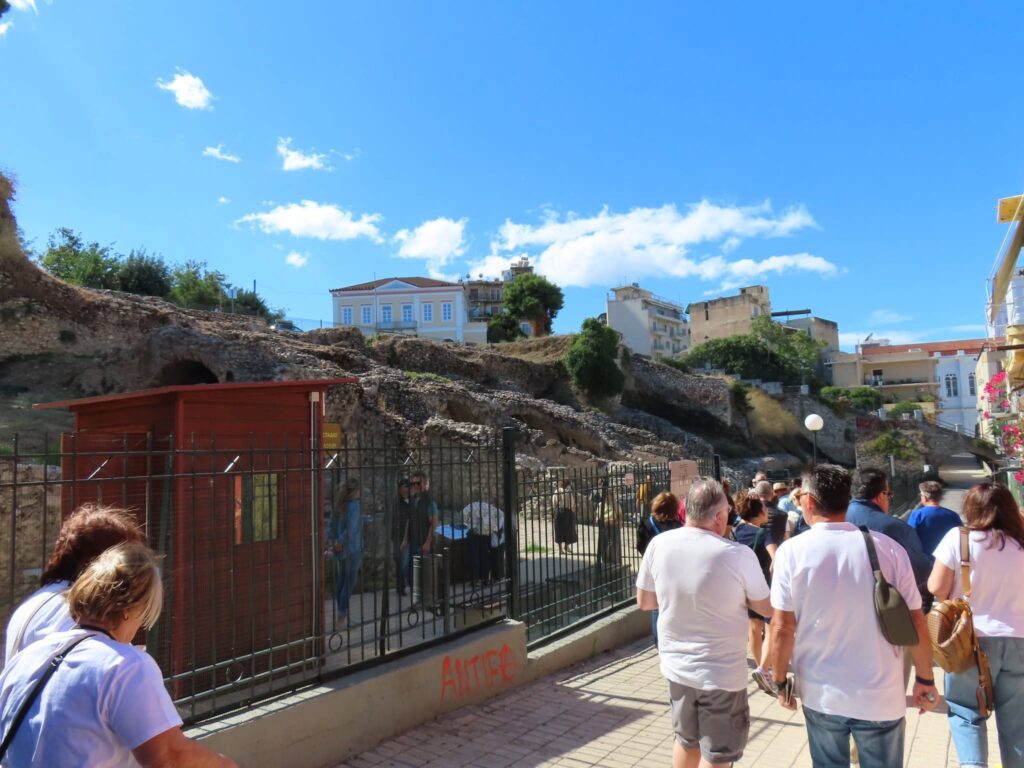 Ολοκληρώθηκαν τα «Μαρκάτια 2026» με περιήγηση στην ιστορική γειτονιά και το Ρωμαϊκό Στάδιο ΦΩΤΟ