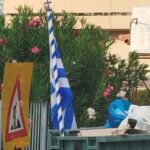Μιντιλόγλι: Πέταξε την ελληνική σημαία σε κάδο απορριμμάτων ΦΩΤΟ