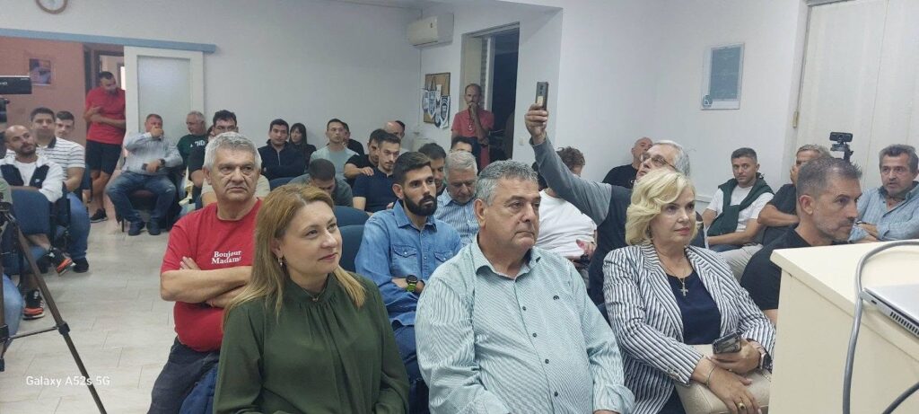 Ο αγιασμός του Συνδέσμου Διαιτητών Ποδοσφαίρου Αχαΐας ΦΩΤΟ 7 Ο αγιασμός του Συνδέσμου Διαιτητών Ποδοσφαίρου Αχαΐας ΦΩΤΟ