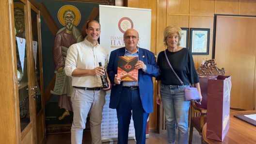 Πάτρα: Η «Νέα Αριστερά» στον Πρύτανη του Πανεπιστημίου για τους φοιτητές που «χάθηκαν» λόγω στέγης ΦΩΤΟ 15 Τηλεφωνική αίτηση πληρωμής για το πρόγραμμα Ταμέιο Ανάκαμψη