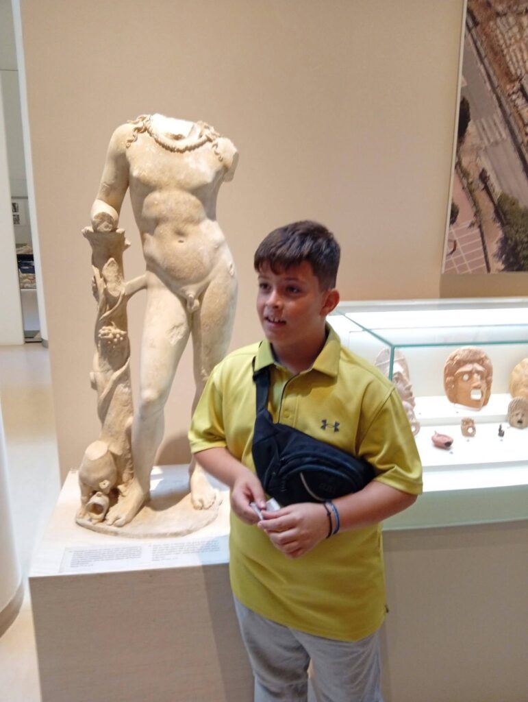 Στο Αρχαιολογικό Μουσείο ο Εκπολιτιστικός Σύλλογος Σαγαιίκων ΦΩΤΟ