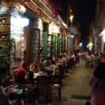Πάτρα: Θέμα με τα τραπεζοκαθίσματα μετά την επιστροφή φοιτητών και κόσμου στο κέντρο – Καταστηματάρχες και Δήμος στο Patrapress