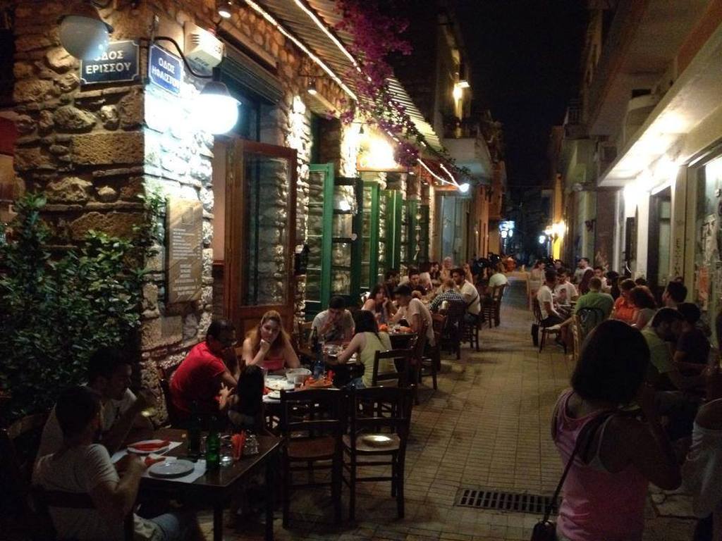 Πάτρα: Οι φοιτητές επέστρεψαν, αλλά η κίνηση στην εστίαση δεν είναι παντού ίδια