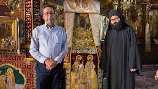 Πάτρα: Δικηγόρος έγινε μοναχός «Ματθίας» στον Εφραίμ της Μονής Βατοπεδίου ΦΩΤΟ 16 Πάτρα: Δικηγόρος έγινε μοναχός «Ματθίας» στον Εφραίμ της Μονής Βατοπεδίου ΦΩΤΟ