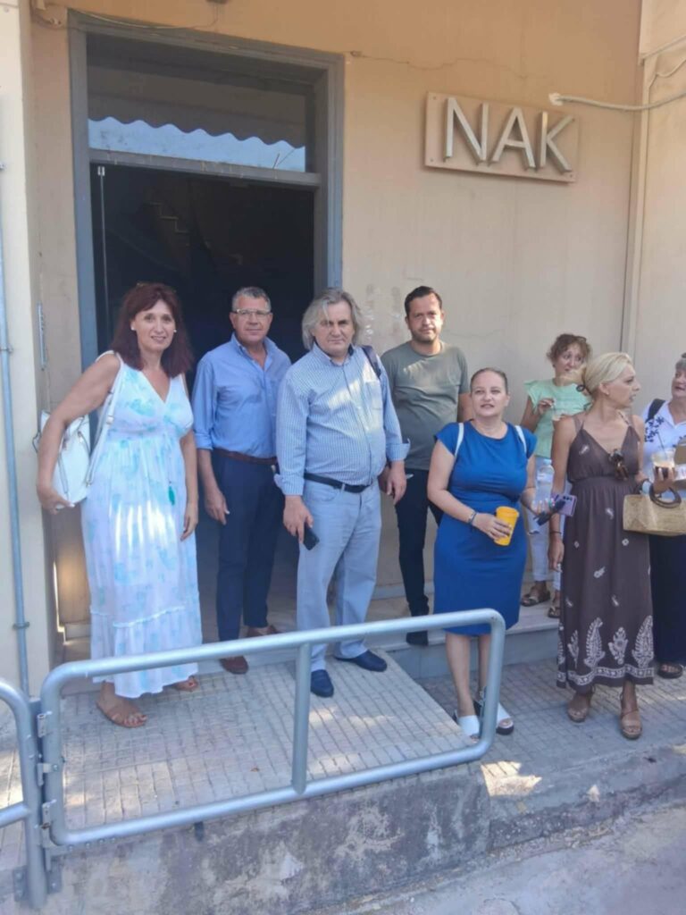 Πάτρα: Δικαίωση εκπαιδευτικών με ανάκληση συμπτύξεων σχολικών τμημάτων ΦΩΤΟ