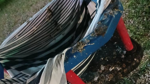 Πάτρα: Στην πλήρη εγκατάλειψη η παιδική χαρά της πλατείας Μαρούδα ΦΩΤΟ