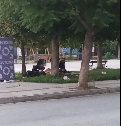Πάτρα: Παραμένει το πρόβλημα με τους σκηνίτες στην πλατεία Μιράντα