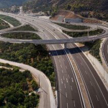 Ολυμπία Οδός: Απαγόρευση μεταφοράς επικίνδυνων φορτίων στην κατεύθυνση προς Κόρινθο 1 Ολυμπία Οδός: Απαγόρευση μεταφοράς επικίνδυνων φορτίων στην κατεύθυνση προς Κόρινθο