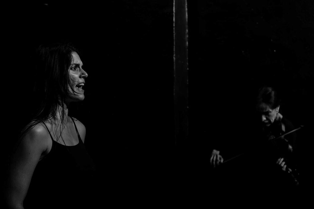 «Ulrike – γράμματα από τη νεκρή πτέρυγα» στο Θέατρο Act,