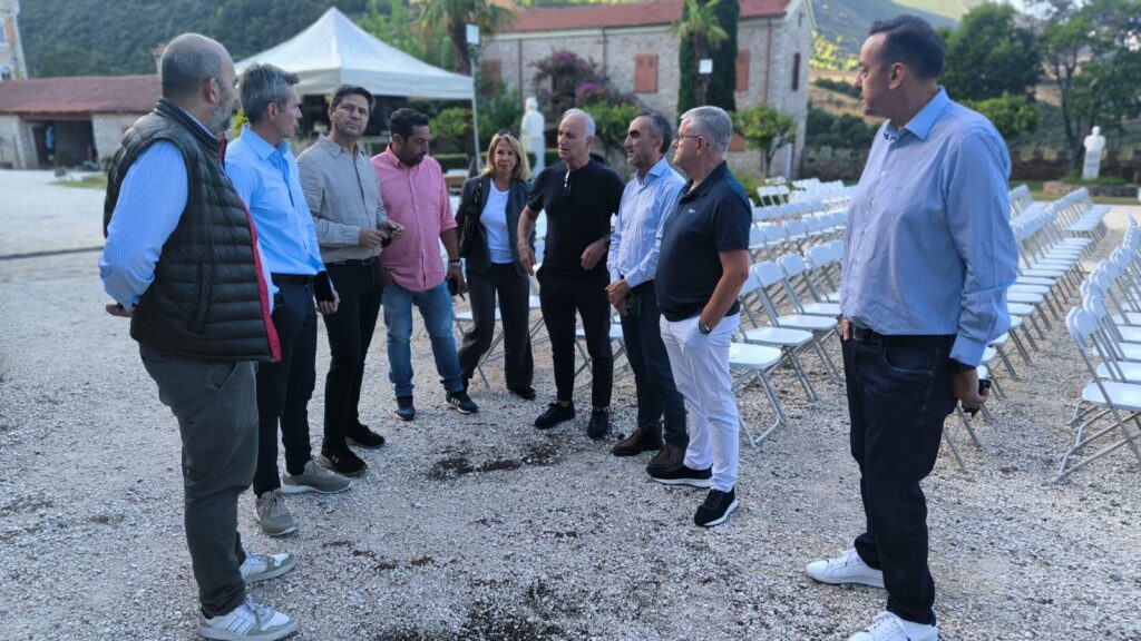 Στήριξη του Επιμελητηρίου Αχαΐας στην Achaia Clauss μετά την καταστροφική πυρκαγιά