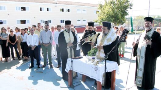 Ο Μητροπολίτης Πατρών Χρυσόστομος σε Αγιασμούς σχολείων 12 Ο Μητροπολίτης Πατρών Χρυσόστομος σε Αγιασμούς σχολείων