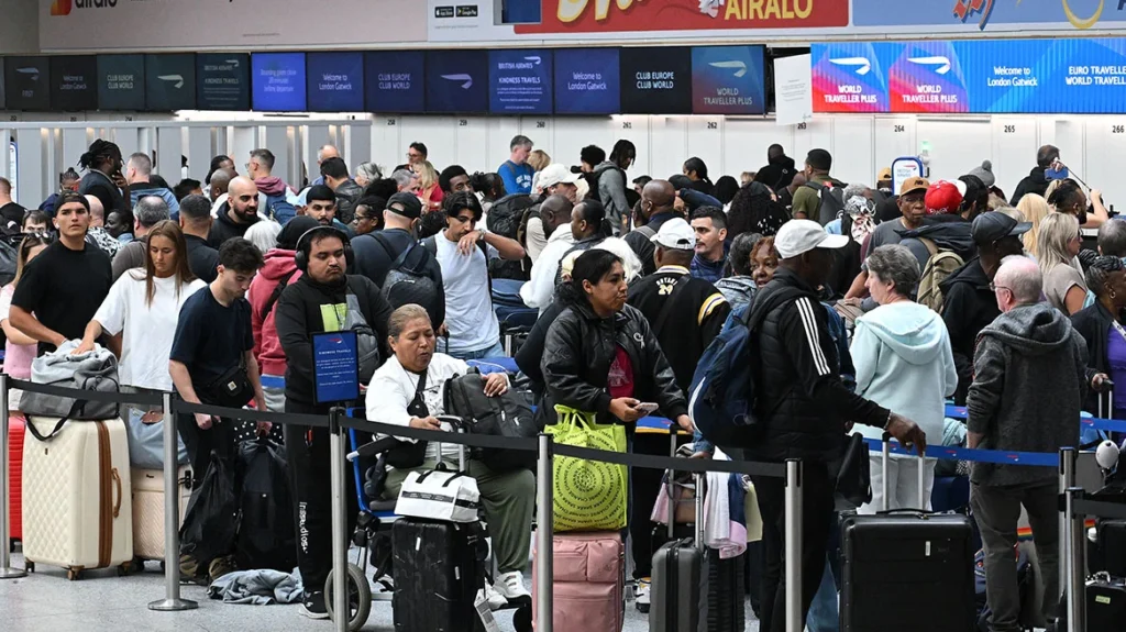 Βρετανία: Νέα προβλήματα στις πτήσεις λόγω βλάβης στον έλεγχο εναέριας κυκλοφορίας