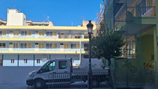 Πάτρα: Ριζική αλλαγή στο ιστορικό «Στρούμπειο» σχολείο με νέα περίφραξη ΦΩΤΟ