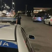 Άγιος Βασίλειος: Εισέβαλε σε αυτοκίνητα και κατοικία σε κατάσταση αμόκ 1 Άγιος Βασίλειος σε εκδήλωση με αυτοκίνητα και κατοικία