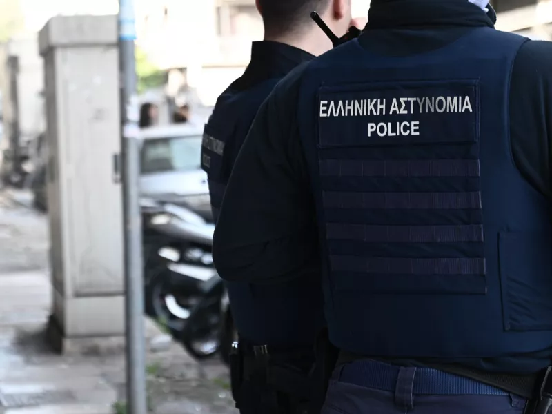 Αστυνομικός στη φυλακή στο Βόλο