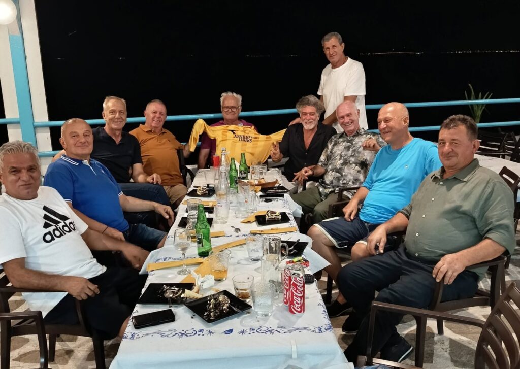 Αντάμωσαν οι παλαίμαχοι ποδοσφαιριστές της «Αχαϊκής» ΦΩΤΟ