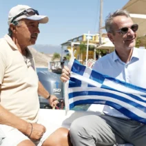 Μητσοτάκης από Καστελόριζο: Σχέδιο για έργα υποδομών και κίνητρα για νέους κατοίκους