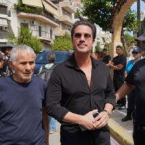 Οικονομόπουλος για Μαζωνάκη: «Με έπαιρνε ενάμιση μήνα διαρκώς τηλέφωνα - Νιώθω τύψεις» 1 Οικονομόπουλος για Μαζωνάκη: «Με έπαιρνε ενάμιση μήνα διαρκώς τηλέφωνα - Νιώθω τύψεις»