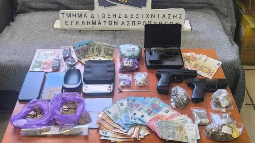Περιστέρι: Διακίνηση ναρκωτικών με «βιτρίνα» κατάστημα – Μια σύλληψη ΒΙΝΤΕΟ