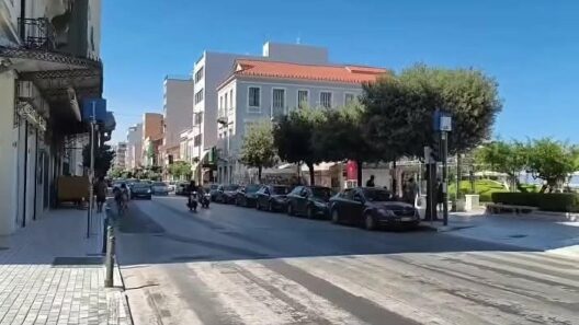 Πάτρα: Κυκλοφοριακή κανονικότητα παρά τα έργα και το άνοιγμα των σχολείων ΒΙΝΤΕΟ 17 Πάτρα: Κυκλοφοριακή κανονικότητα παρά τα έργα και το άνοιγμα των σχολείων ΒΙΝΤΕΟ