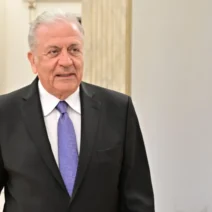 Δημήτρης Αβραμόπουλος: Ανακλήθηκε το ένταλμα σύλληψης του για το Qatargate