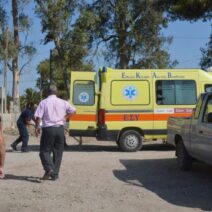 Αίγινα: «Είναι νεκρή» - Βίντεο-ντοκουμέντο από τις δραματικές στιγμές στην παραλία 1 Αίγινα: «Είναι νεκρή» - Βίντεο-ντοκουμέντο από τις δραματικές στιγμές στην παραλία