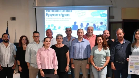 Συμμετέχοντες σε εκπαιδευτικά εργαστήρια του Πολιτιστικού Συλλόγ…