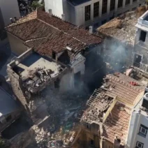 Πλάκα: Εικόνες καταστροφής από την έκρηξη σε κτίριο ΒΙΝΤΕΟ