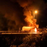 Ιονία: Στις φλόγες βυτιοφόρο με υγραέριο