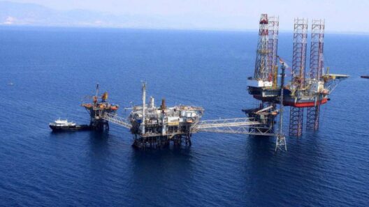 Ιόνιο: Φτάνουν τα πρώτα ειδικά πλοία για τη μεγάλη γεώτρηση ExxonMobil – Energean