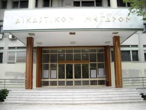 Πάτρα: Στη φυλακή γυναίκα για εκατοντάδες ψεύτικα προφίλ στα social media - Η περιπέτεια στην σχέση της 5 Πάτρα: Στη φυλακή γυναίκα για εκατοντάδες ψεύτικα προφίλ στα social media - Η περιπέτεια στην σχέση της