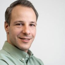 «ΔΕΘ: Παροχές με κόφτες χωρίς συνεκτικό σχέδιο για εισόδημα και παραγωγή» 1 «ΔΕΘ: Παροχές με κόφτες χωρίς συνεκτικό σχέδιο για εισόδημα και παραγωγή»