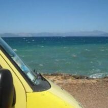 Ανάσυρση 66χρονης γυναίκας από τη θάλασσα στο Λουτράκι