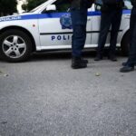 Πάτρα: Χτύπησε πεζό τον λήστεψε και τον τσάκωσαν Αστυνομικοί