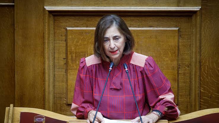 Πάτρα: Αποκαλύψεις της υπουργού Δόμνας Μιχαηλίδου για το ιδιοκτησιακό του σχολείου Κωφών