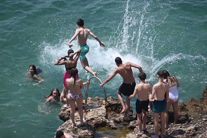 Καλοκαιρινός καιρός στην Αχαΐα με ελαφριά δροσιά