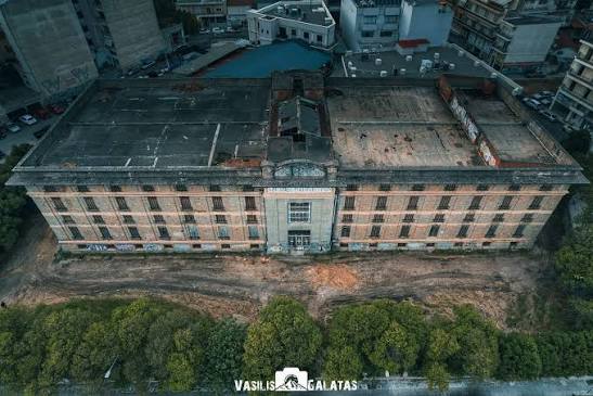Μετατροπή των Καπναποθηκών Παπαπέτρου στο Αγρίνιο σε Μουσείο με ικανοποίηση Φαρμάκη